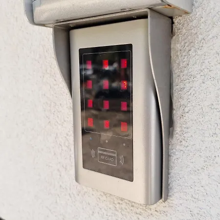 Solemar Luxury Free Parking Gæstehus 3*