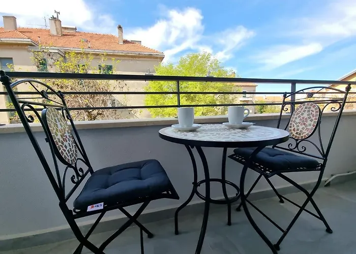 Solemar Luxury Rooms - City Center Zadar, Free Parking ゲストハウス 3*