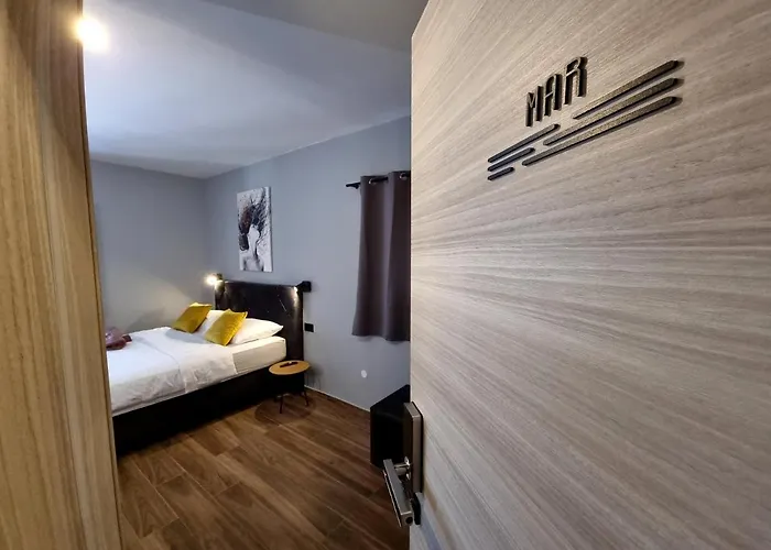 ゲストハウス Solemar Luxury Rooms - City Center Zadar, Free Parking