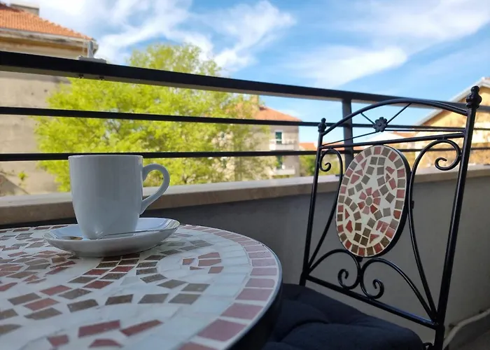 ゲストハウス Solemar Luxury Rooms - City Center Zadar, Free Parking ザダル