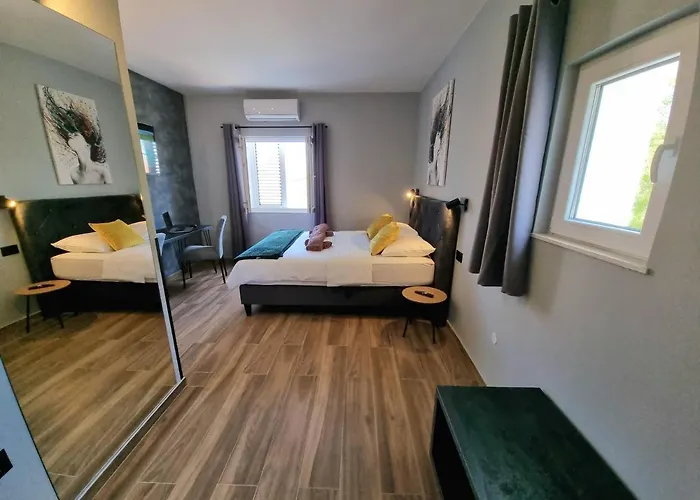 ゲストハウス Solemar Luxury Rooms - City Center Zadar, Free Parking